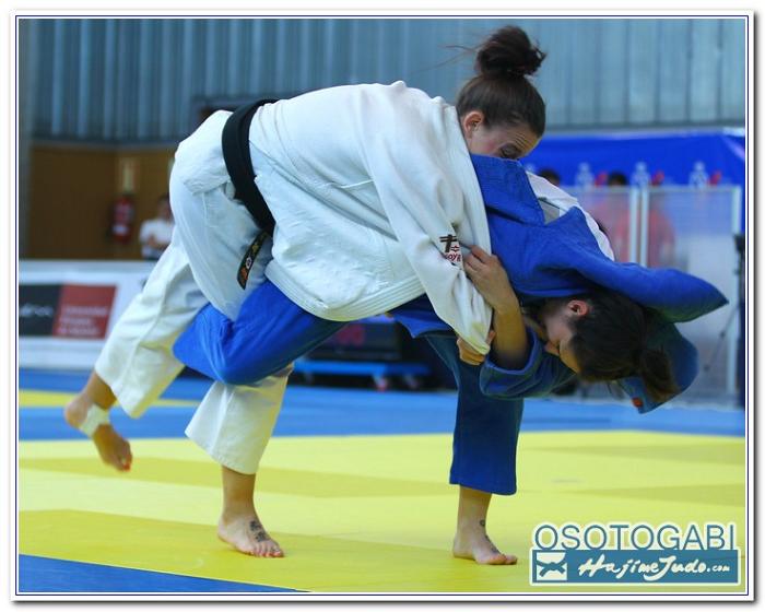 CEU2011 900041